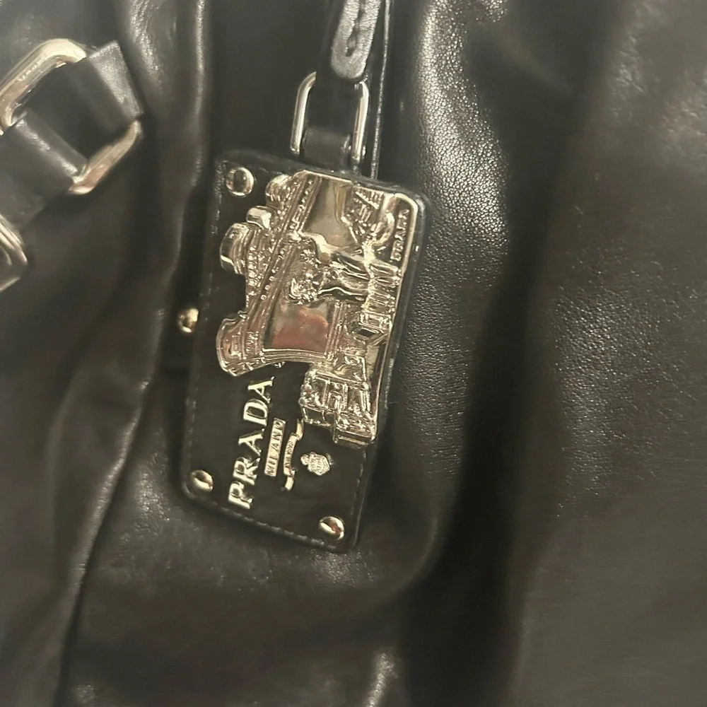 Prada Black Leather Shoulder Bag - Picture 3 of 8